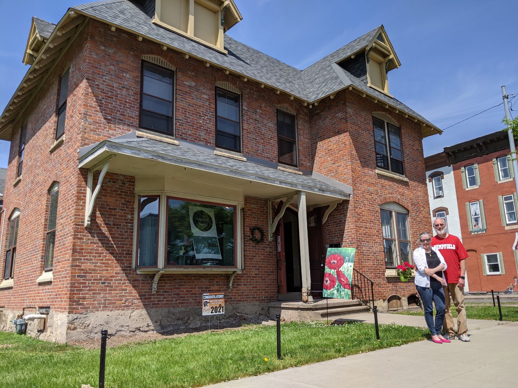 Milton couple creating Tarry Shop at old Victorian home